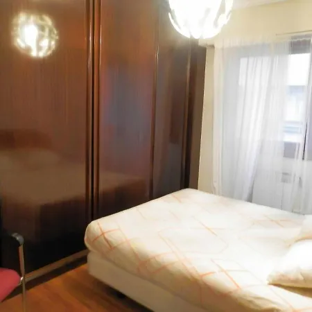 Apart Cerca De Parque De Appartement *
